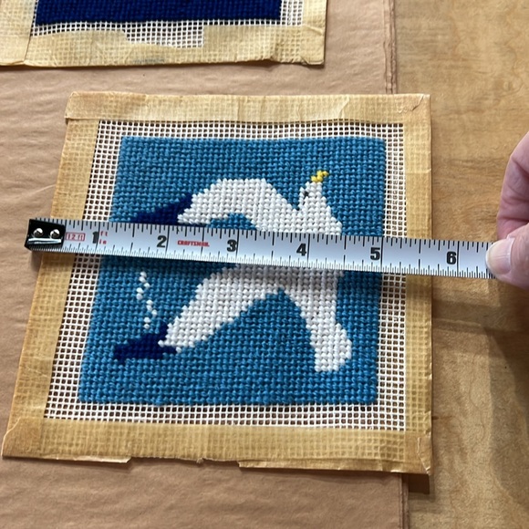 Vintage embroidery set of 4 handmade squares ready to frame. - Picture 2 of 7